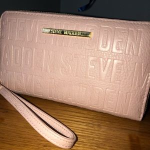 Steve Madden Wristlet/Wallet
